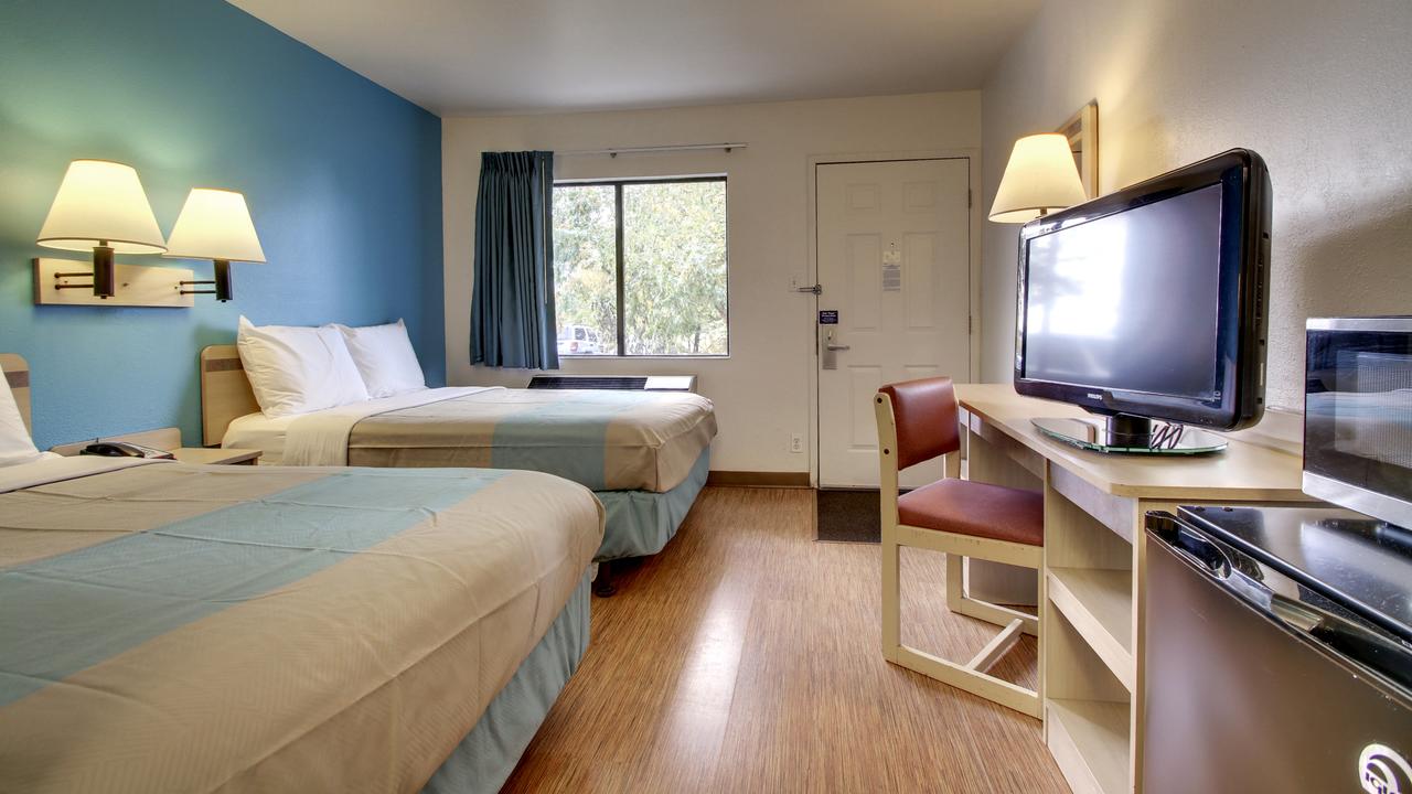 Motel 6 Des Moines North - thumb 20
