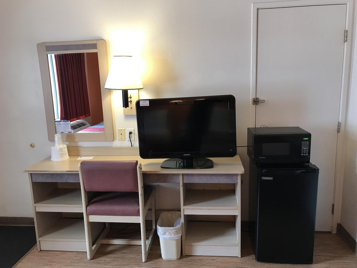 Motel 6 Des Moines North - thumb 1