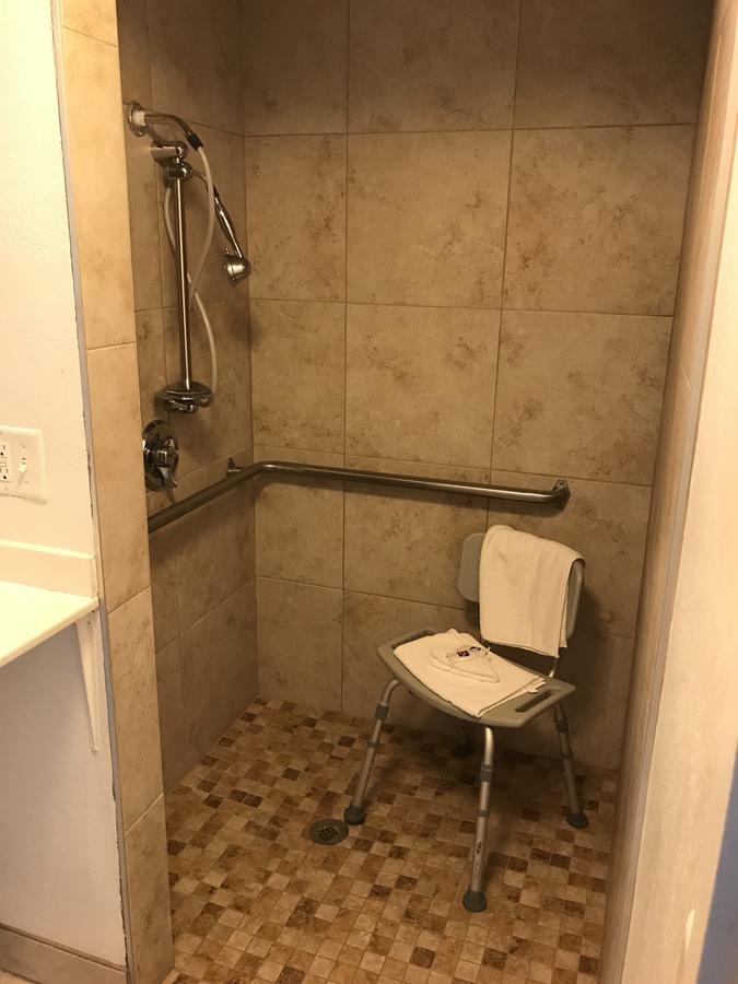 Motel 6 Des Moines North - thumb 14