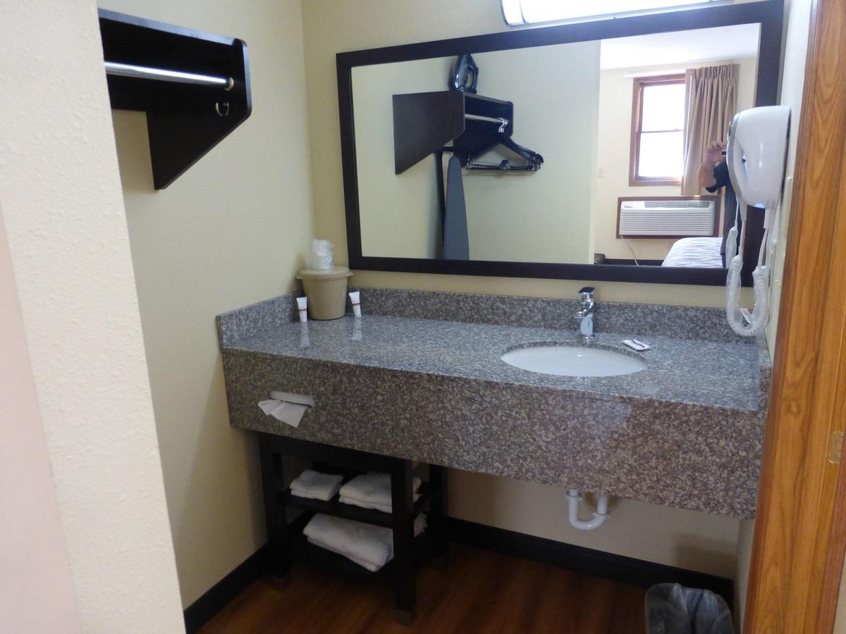Red Roof Inn Des Moines - thumb 3