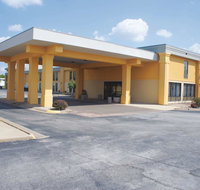 La Quinta Inn by Wyndham Davenport  Conference Center - Hotels Find