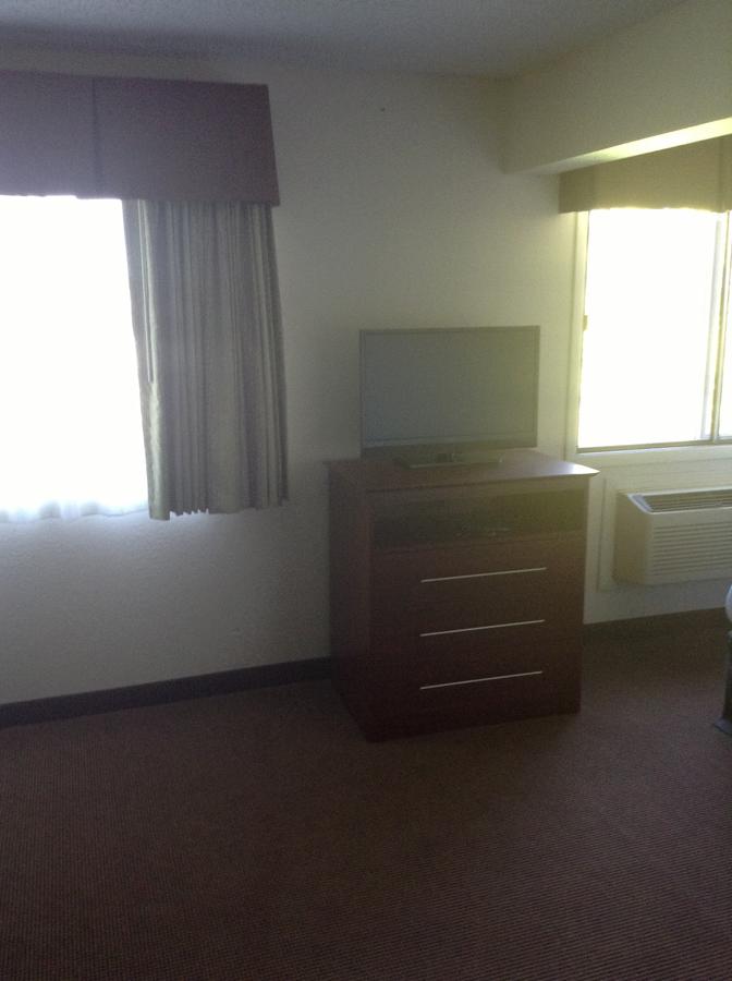 Baymont By Wyndham Dubuque - thumb 16