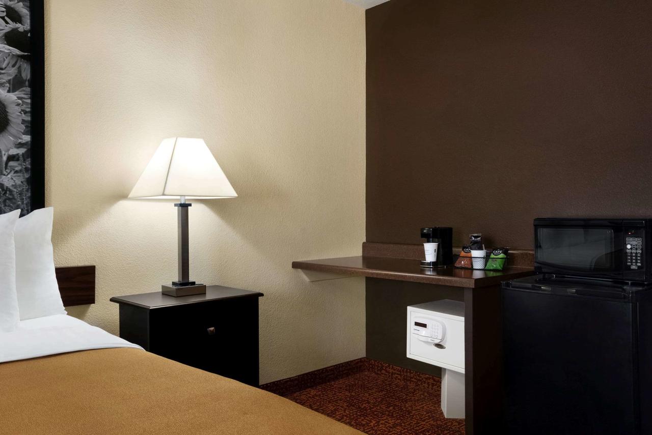 Super 8 By Wyndham Des Moines - thumb 19