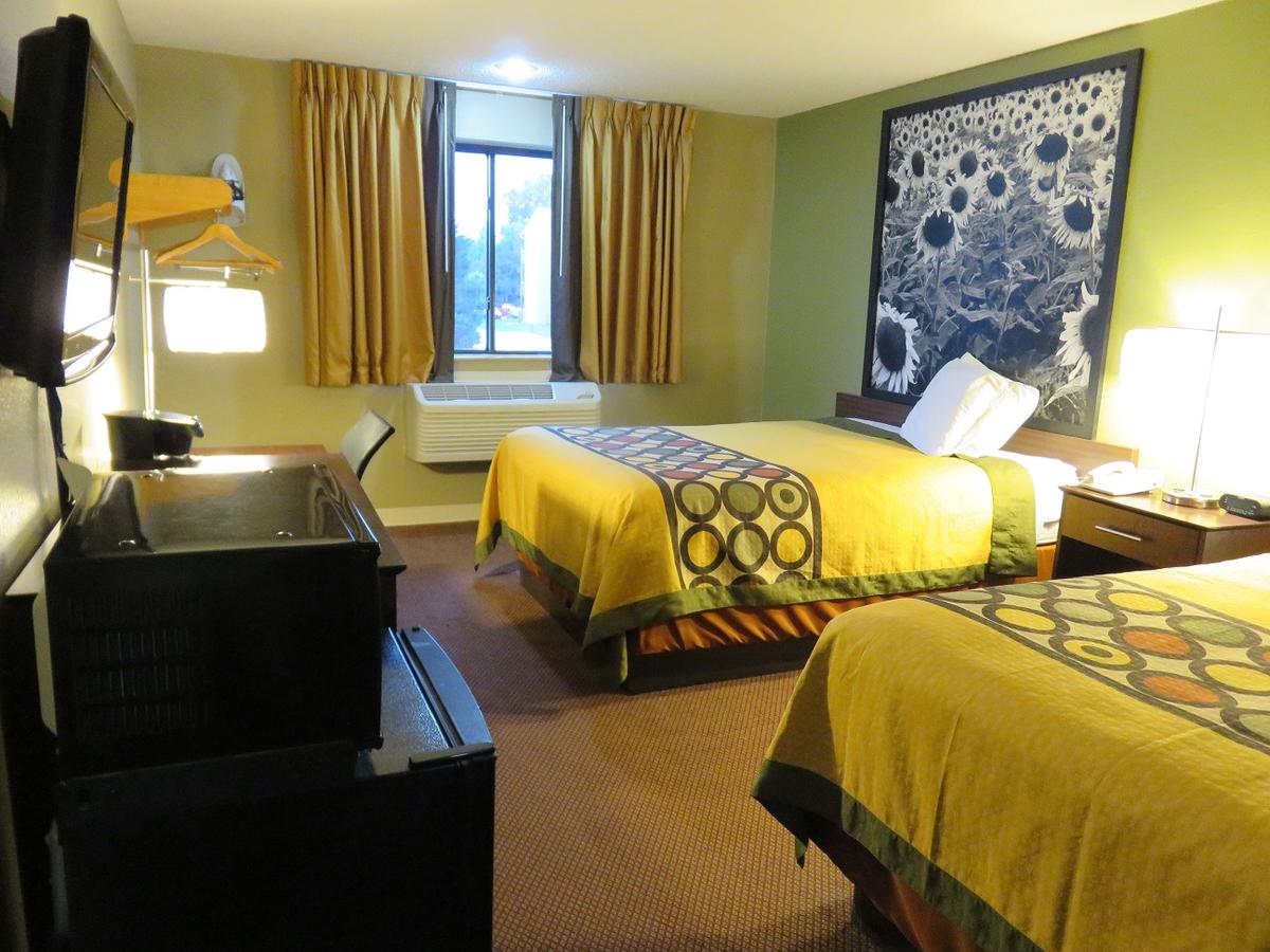 Super 8 By Wyndham Ankeny/Des Moines Area - thumb 7
