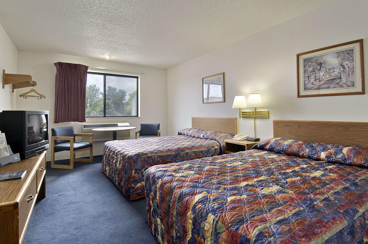Super 8 By Wyndham Ankeny/Des Moines Area - thumb 18