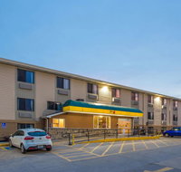 Super 8 by Wyndham Iowa City/Coralville - Hotels Find