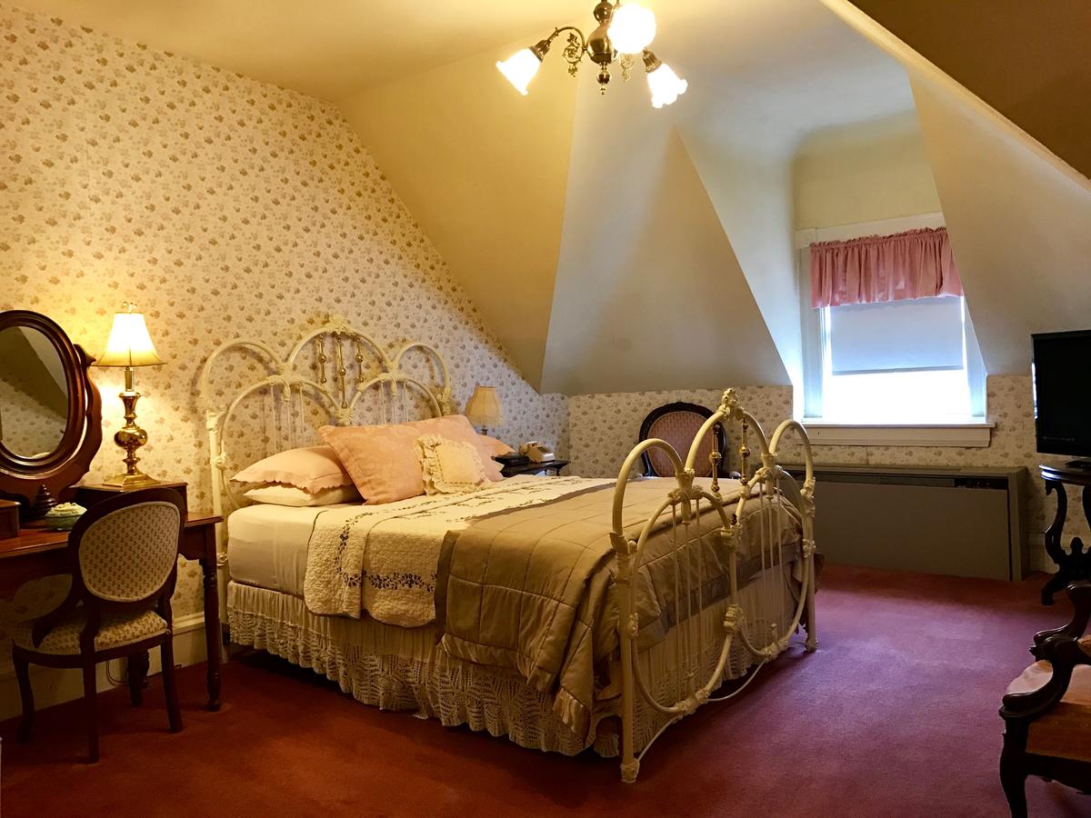 The Redstone Inn And Suites - thumb 17