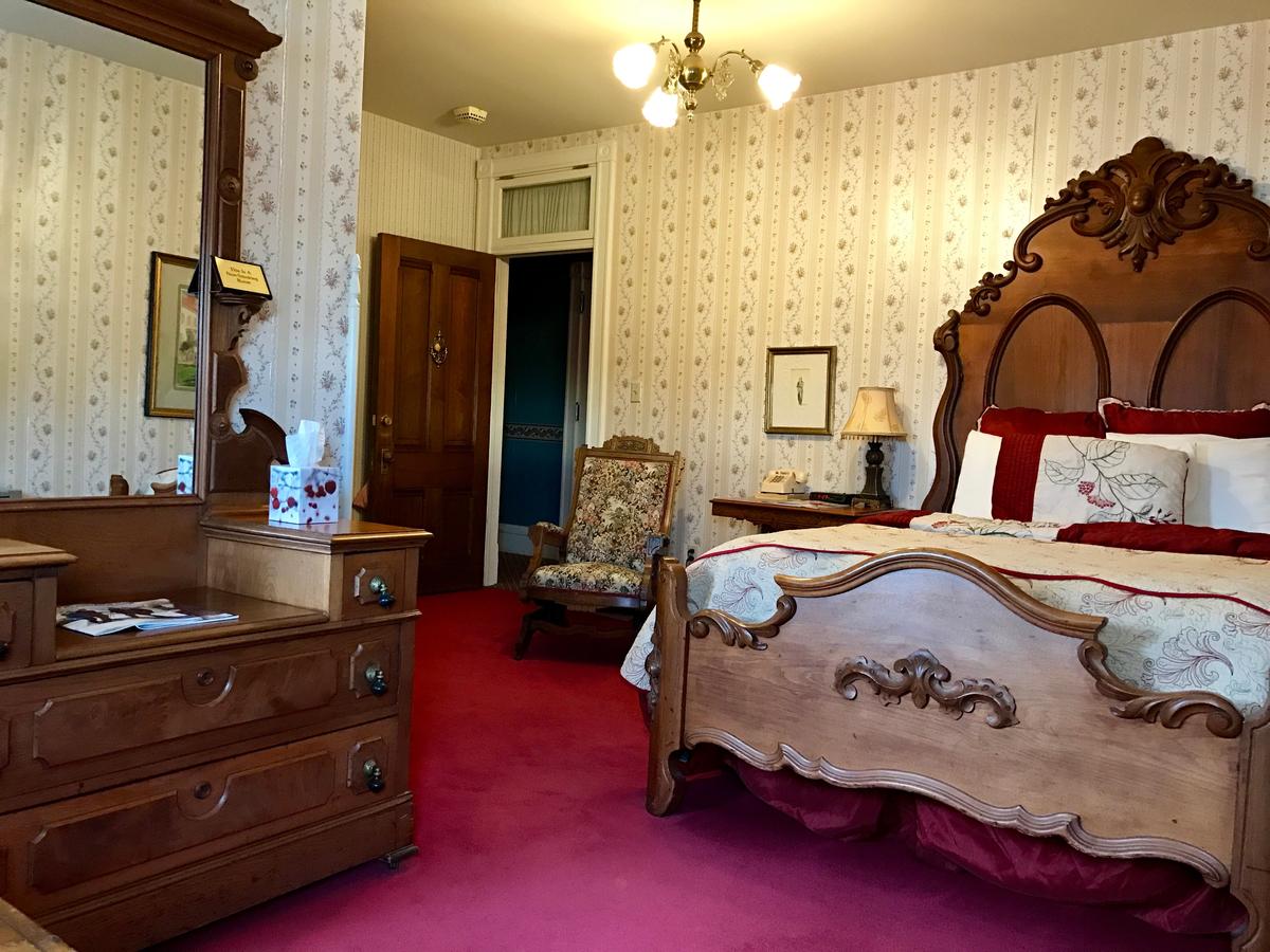 The Redstone Inn And Suites - thumb 11