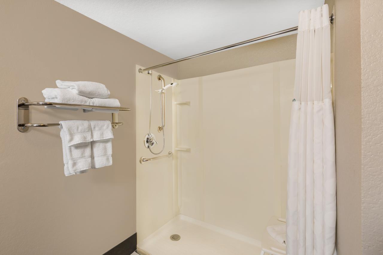 Ramada By Wyndham Des Moines Airport - thumb 15