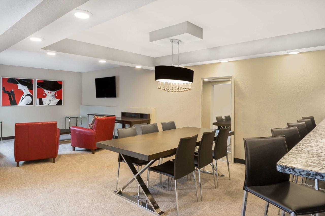 Ramada By Wyndham Des Moines Airport - thumb 29