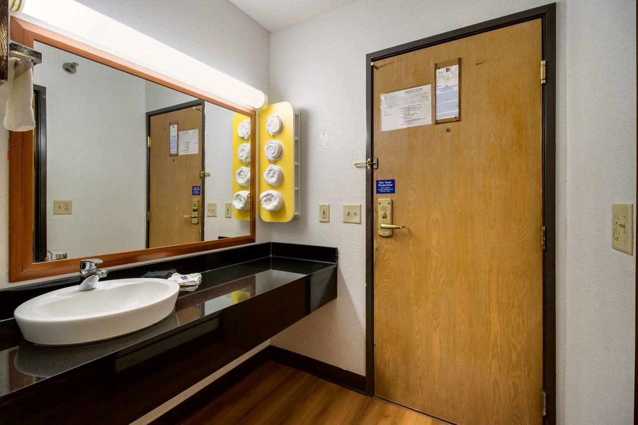 Motel 6 Davenport - thumb 6