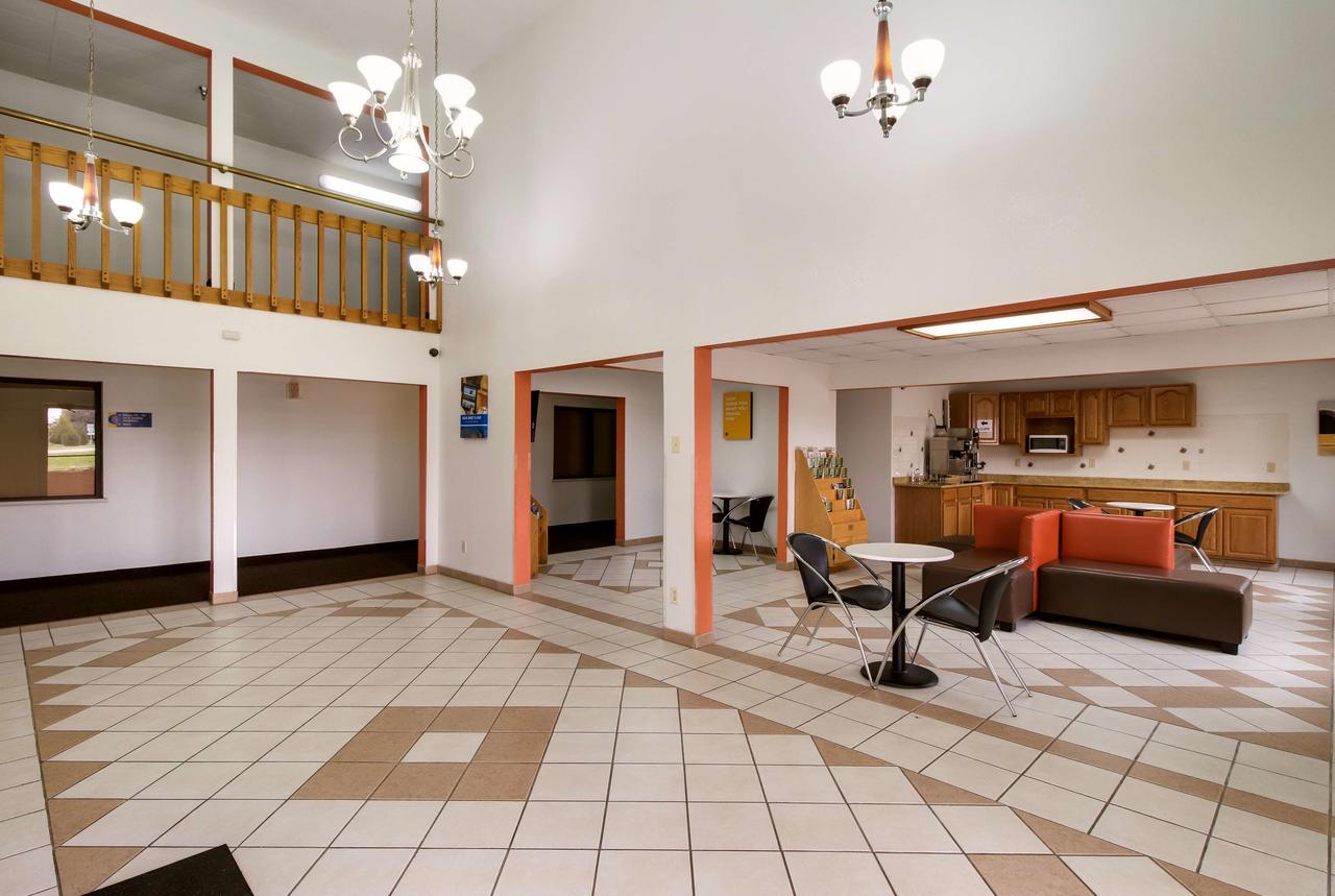 Motel 6 Davenport - thumb 1