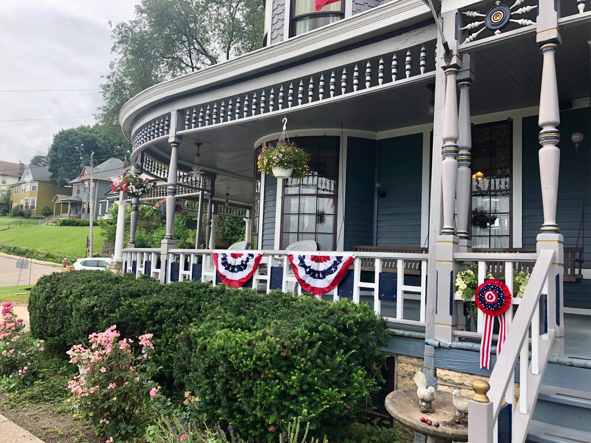 The Hancock House Bed & Breakfast Inn - thumb 6