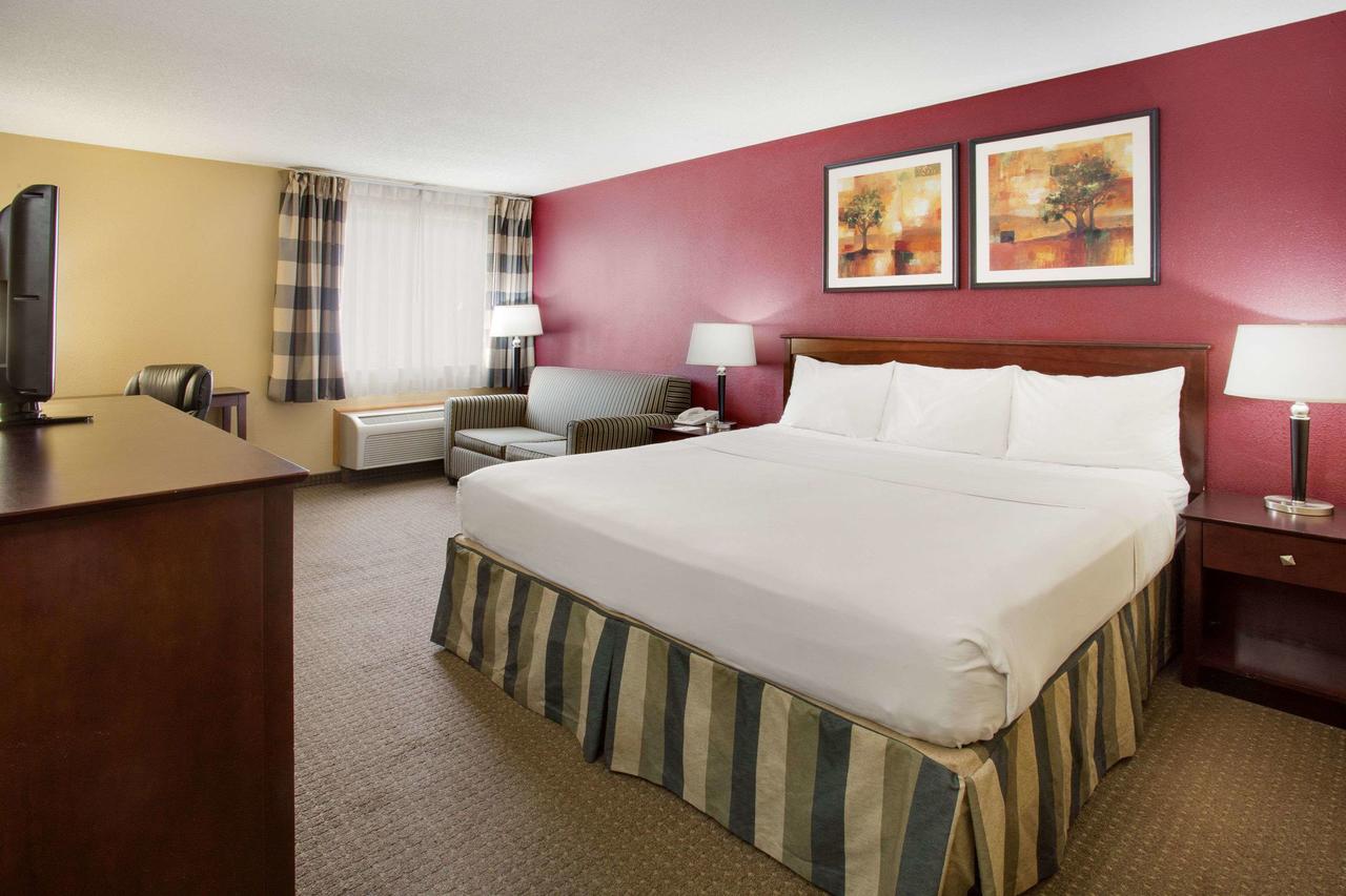 Ramada By Wyndham Bettendorf - thumb 22