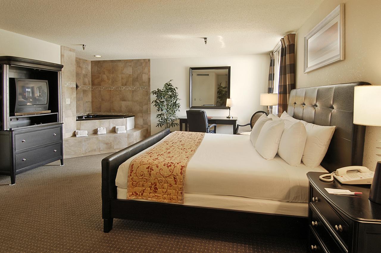Ramada By Wyndham Bettendorf - thumb 17
