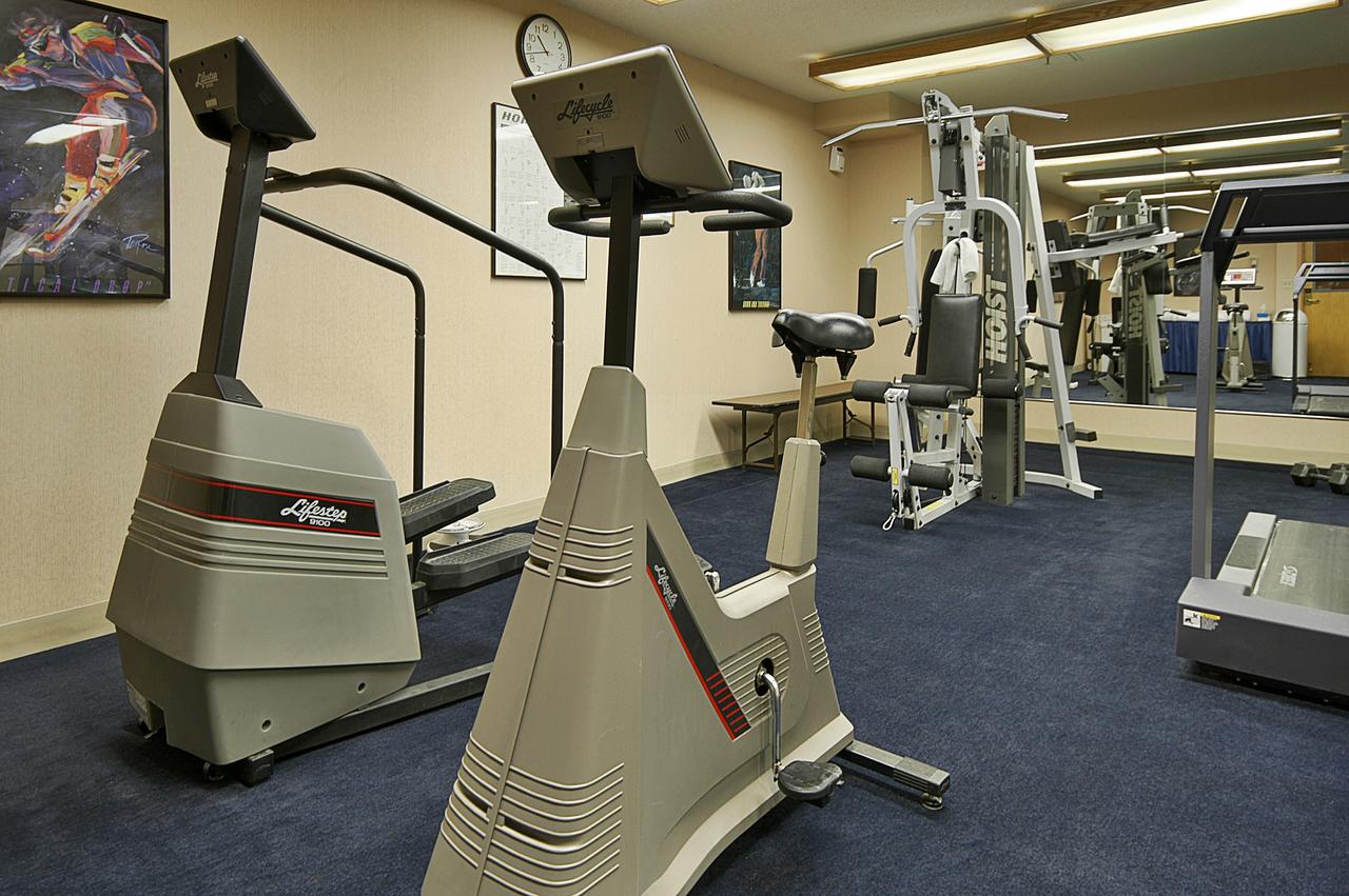 Ramada By Wyndham Bettendorf - thumb 11