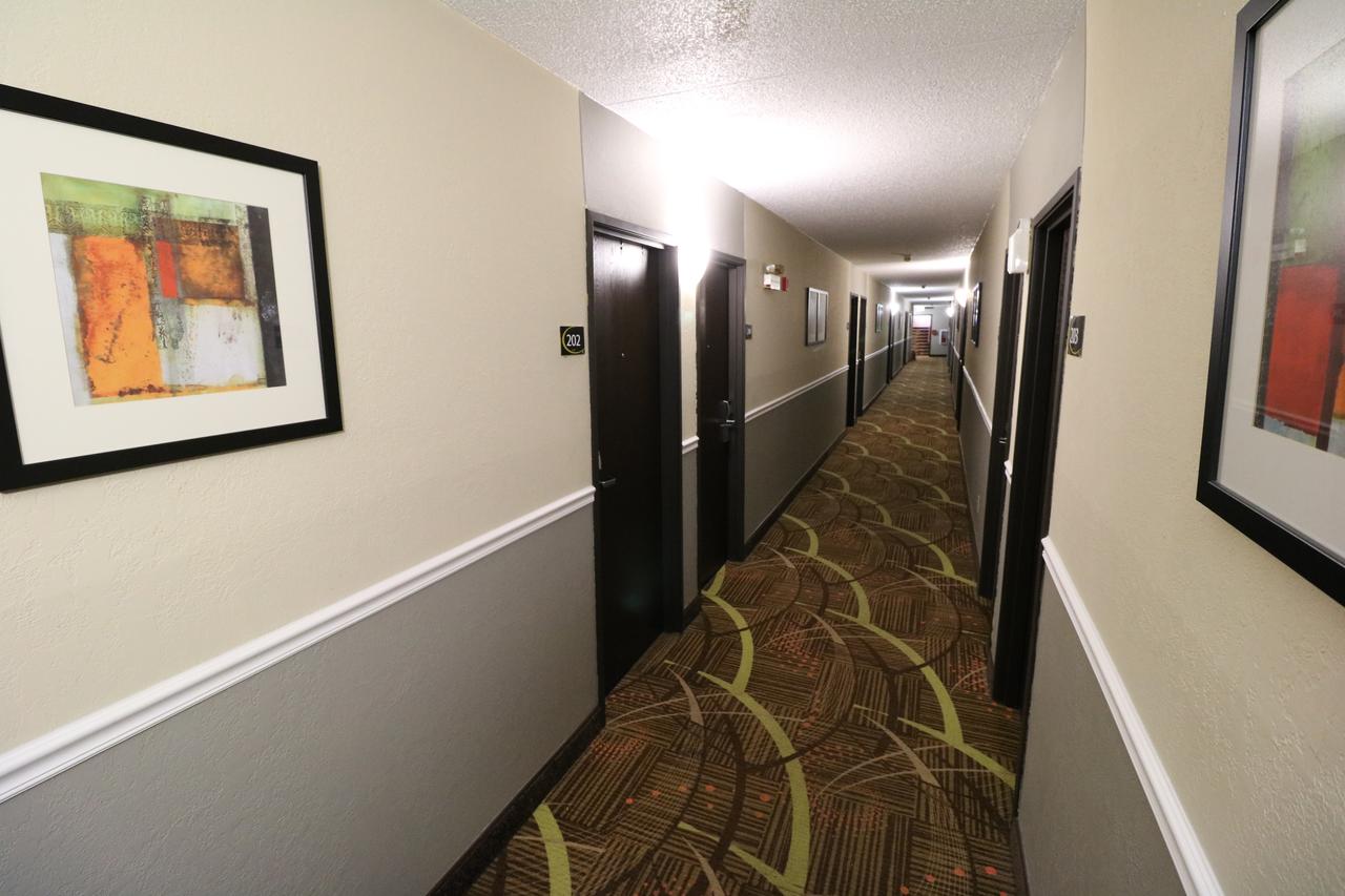 Super 8 By Wyndham Dubuque/Galena Area - thumb 17