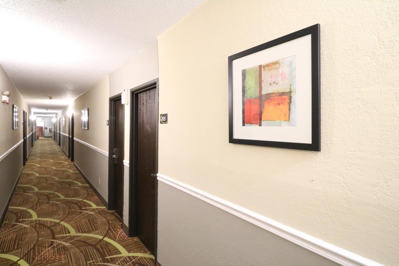 Super 8 By Wyndham Dubuque/Galena Area - thumb 14