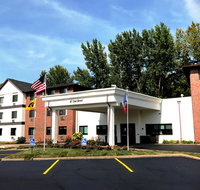 Heartland Inn Coralville - Hotels Find