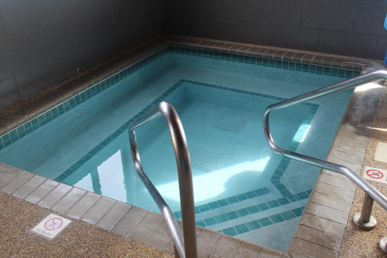 Country Inn & Suites By Radisson, Dubuque, IA - thumb 6