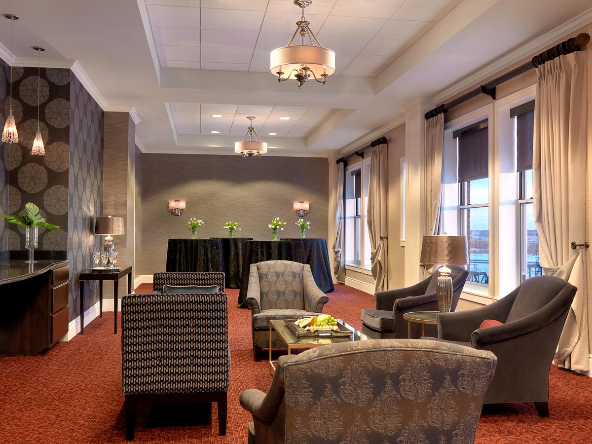 Hotel Blackhawk, Autograph Collection - thumb 42