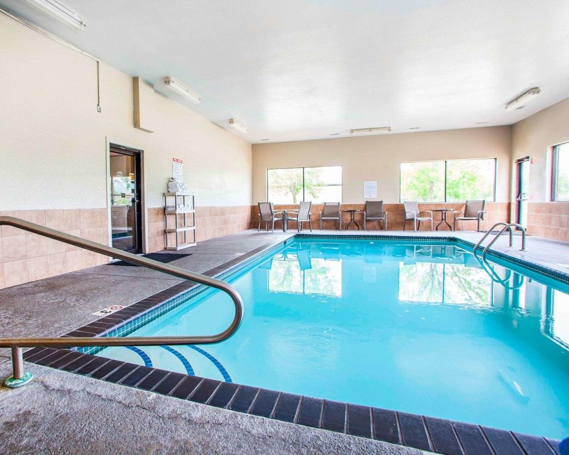 Quality Inn & Suites Ankeny - thumb 6