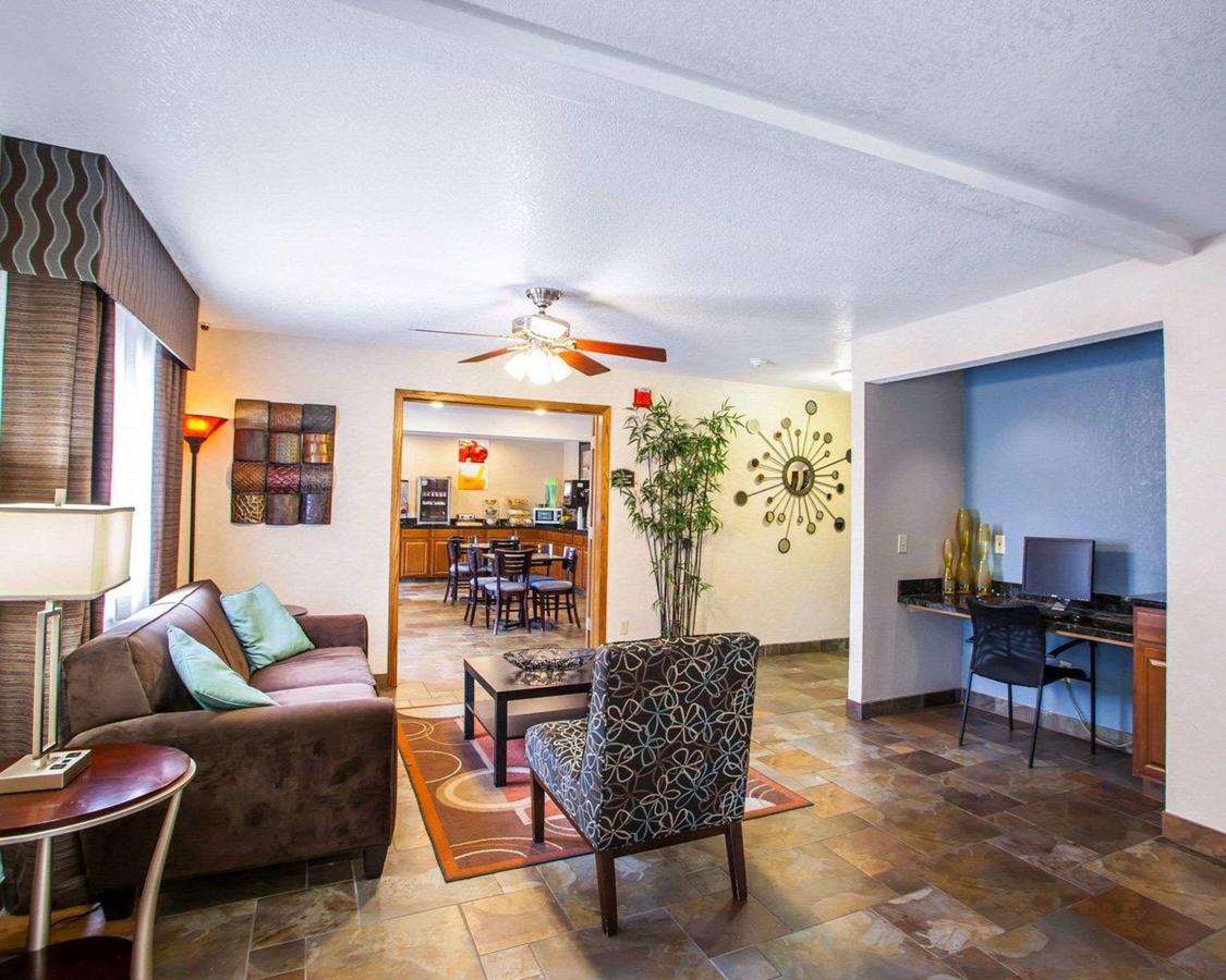 Quality Inn & Suites Ankeny - thumb 9