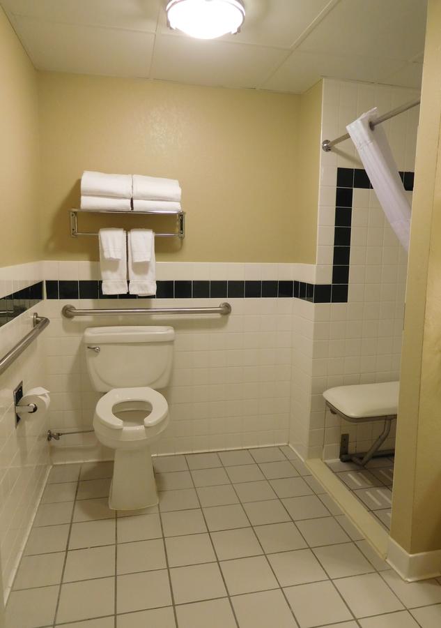 AmericInn By Wyndham Okoboji - thumb 12