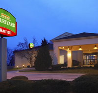 Courtyard Bettendorf Quad Cities - Hotels Find