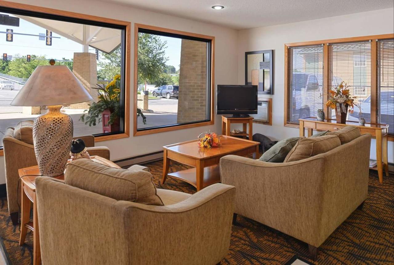 Americas Best Value Inn & Suites; Atlantic Inn & Suites - thumb 14