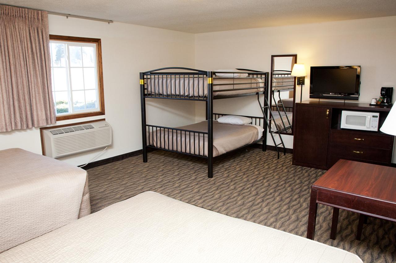 Americas Best Value Inn & Suites; Atlantic Inn & Suites - thumb 35