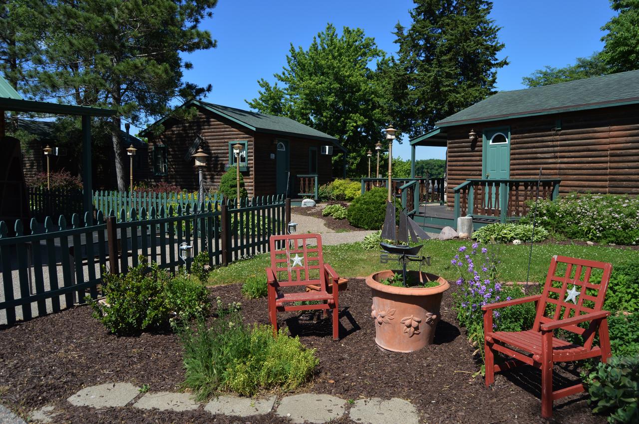 Moon River Cabins - thumb 3