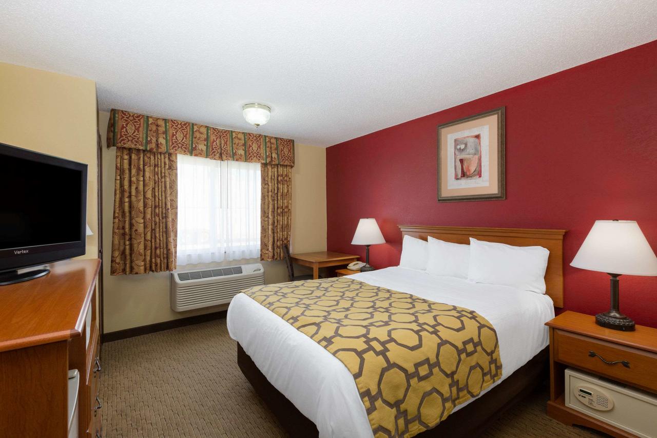 Baymont By Wyndham Fort Dodge - thumb 0