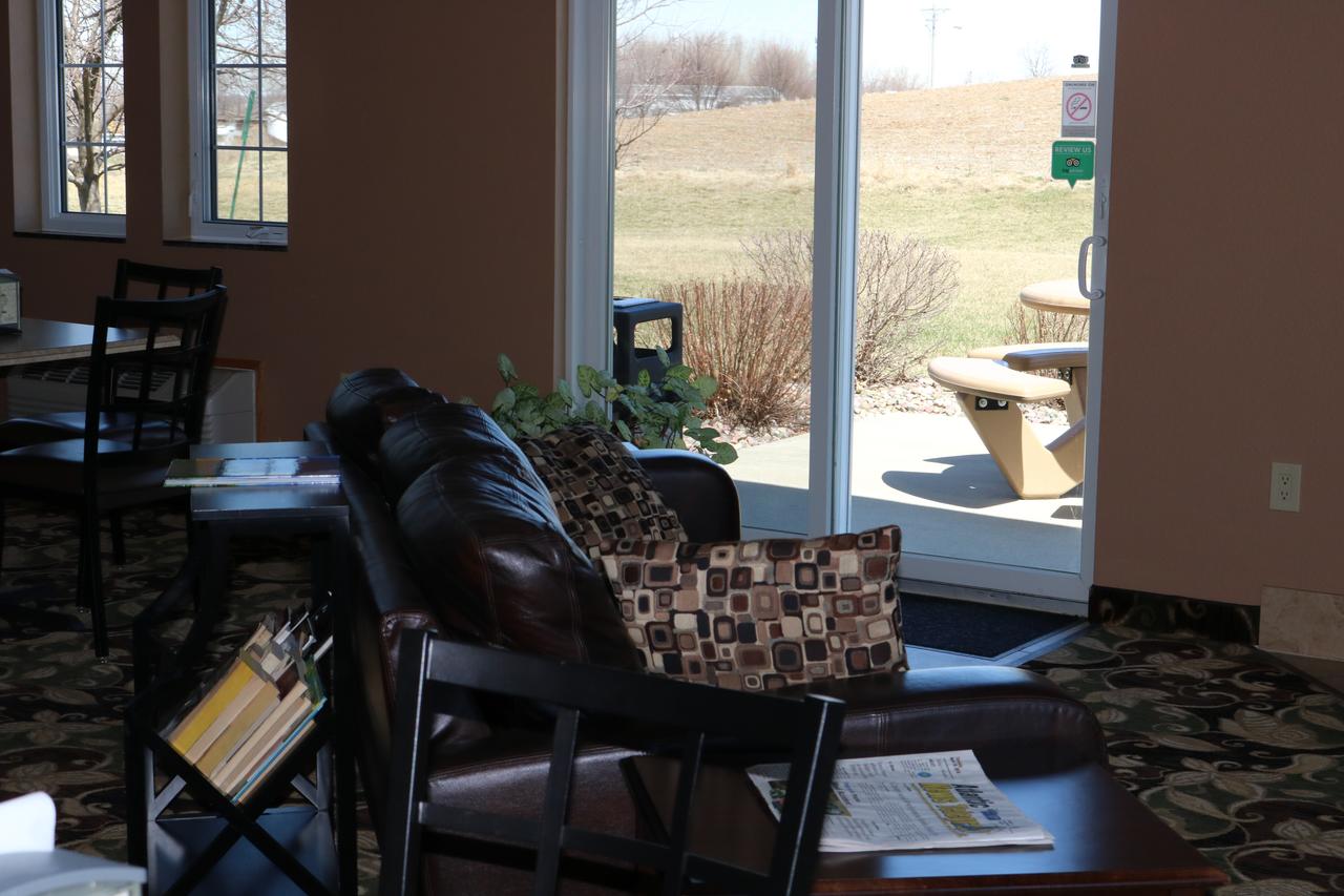 Rock Island Inn & Suites - thumb 37