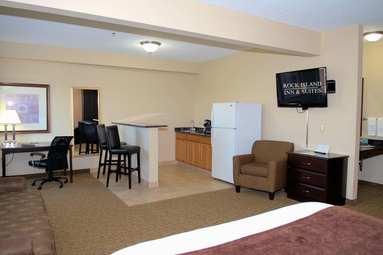 Rock Island Inn & Suites - thumb 5