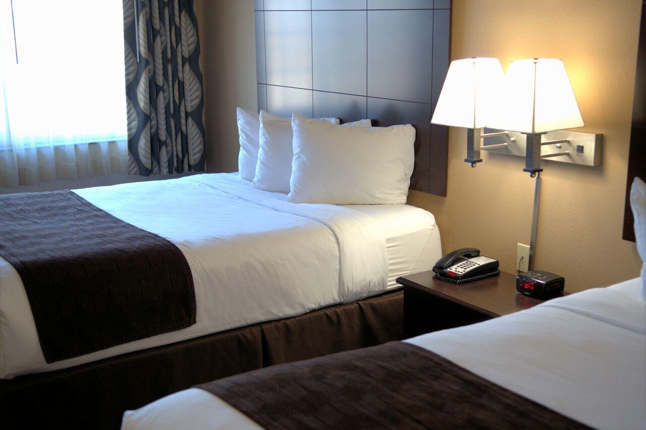 Rock Island Inn & Suites - thumb 24