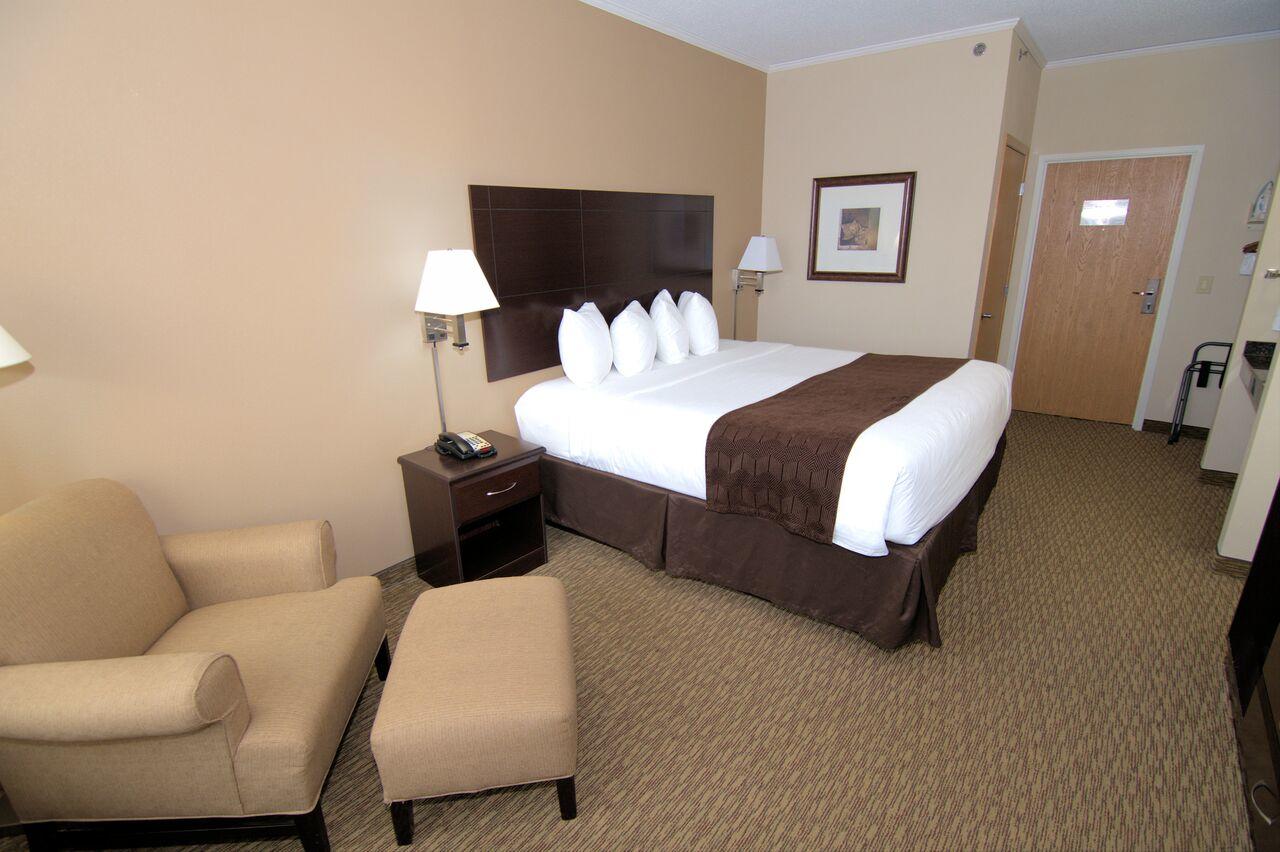 Rock Island Inn & Suites - thumb 20