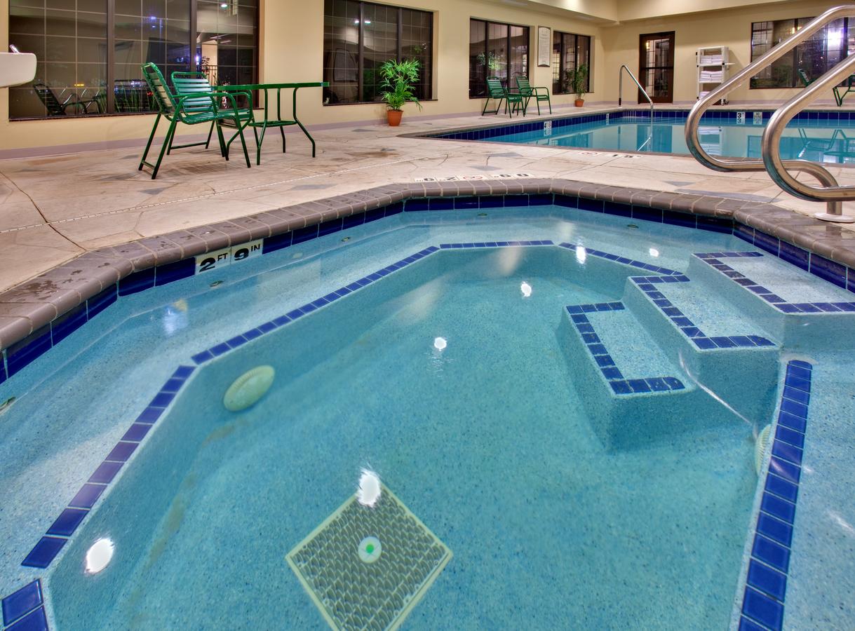 Staybridge Suites Davenport - thumb 4