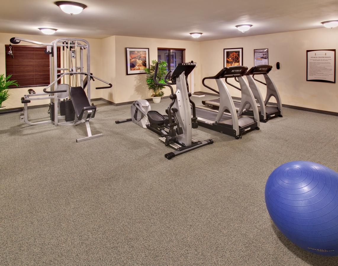 Staybridge Suites Davenport - thumb 8