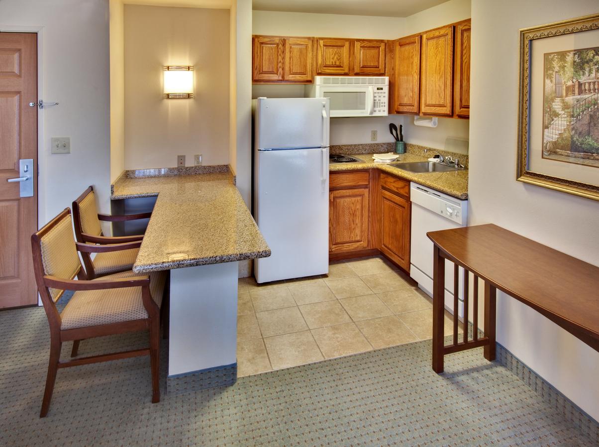 Staybridge Suites Davenport - thumb 1
