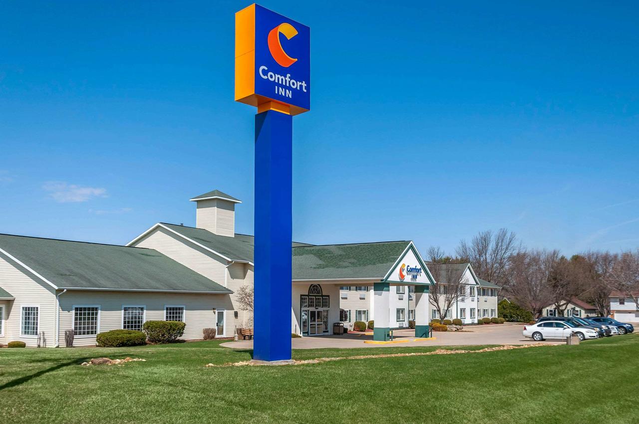 Comfort Inn Dyersville Near Field Of Dreams - thumb 3