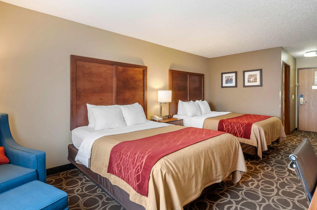 Comfort Inn Dyersville Near Field Of Dreams - thumb 1