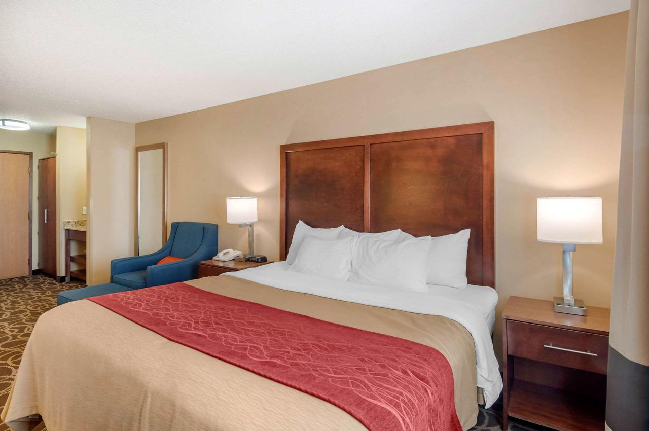 Comfort Inn Dyersville Near Field Of Dreams - thumb 24