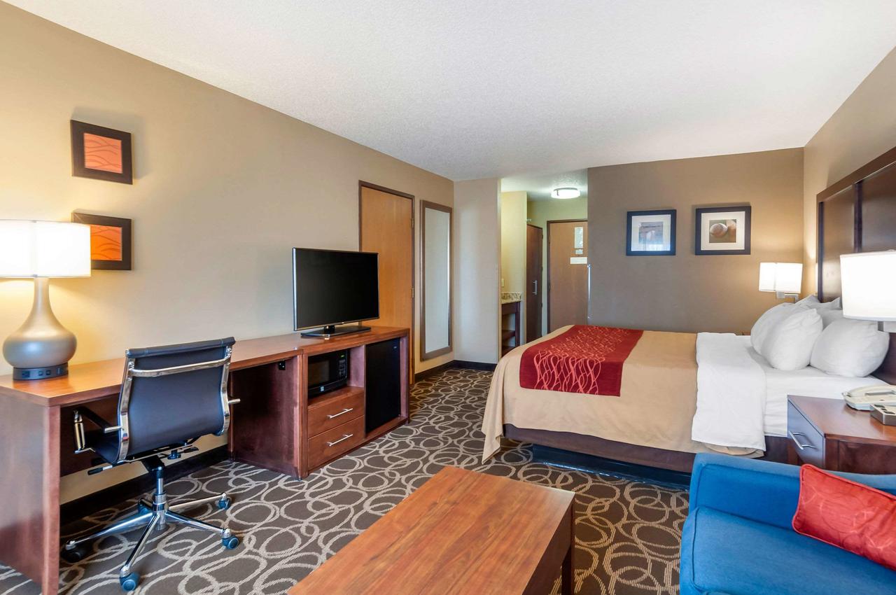 Comfort Inn Dyersville Near Field Of Dreams - thumb 15