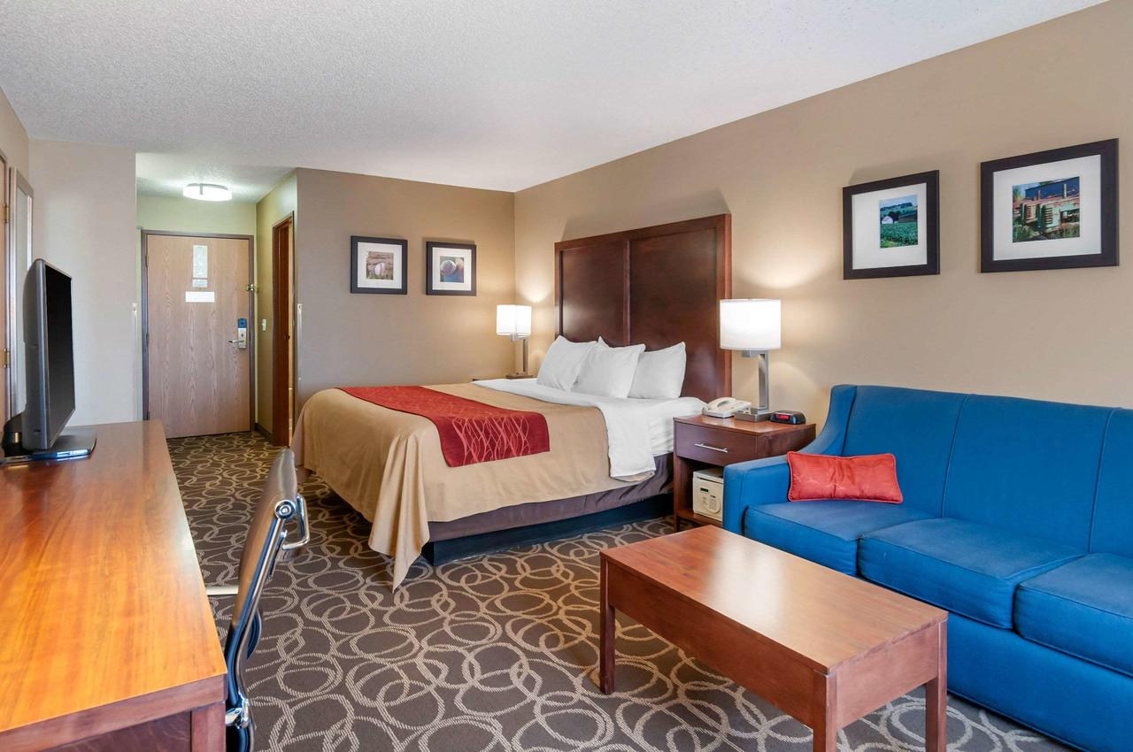 Comfort Inn Dyersville Near Field Of Dreams - thumb 17