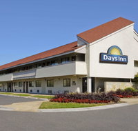 Days Inn by Wyndham Overland Park - Hotels Find