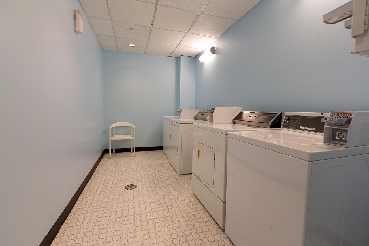 Capital Plaza Hotel - thumb 40