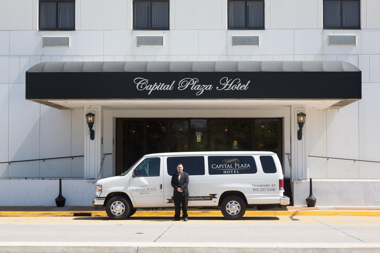 Capital Plaza Hotel - thumb 2