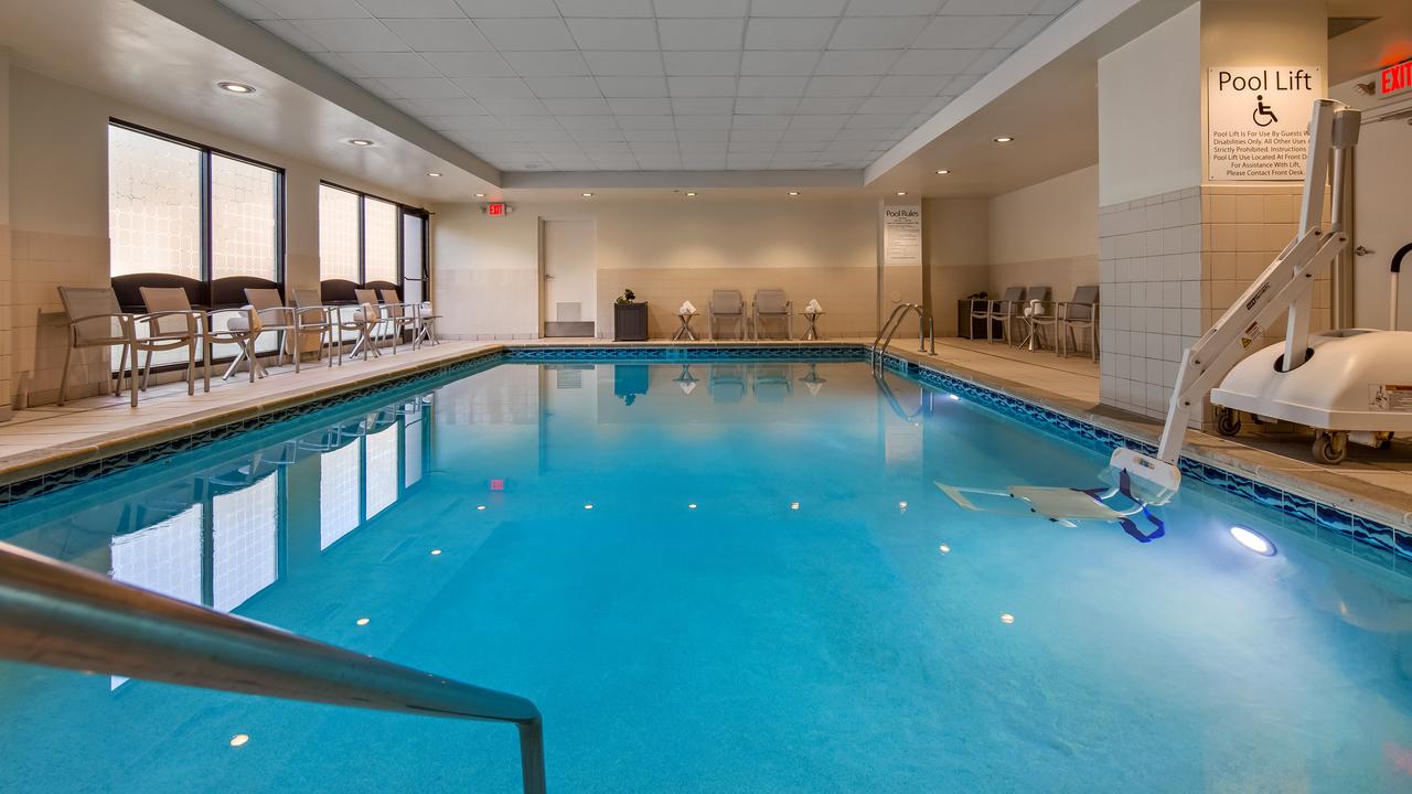 Best Western Plus Cincinnati Riverfront Downtown Area - thumb 3