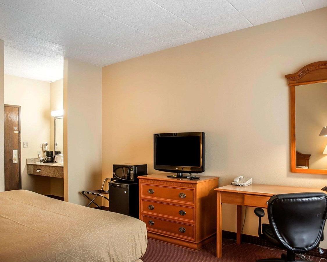 QUALITY INN AND SUITE CVG AIRPORT - thumb 23